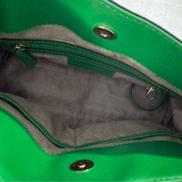 Michael Kors Hamilton Kelly Green Leather Handbag purse gold chain design - Picture 6 of 10